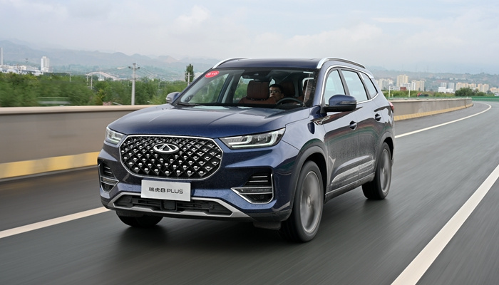 奇瑞瑞虎8 PLUS首试:精装超大杯,请查收 奇瑞瑞虎8 PLUS首试:精装超大杯,请查收