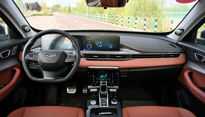 奇瑞瑞虎8 PLUS首试:精装超大杯,请查收 奇瑞瑞虎8 PLUS首试:精装超大杯,请查收