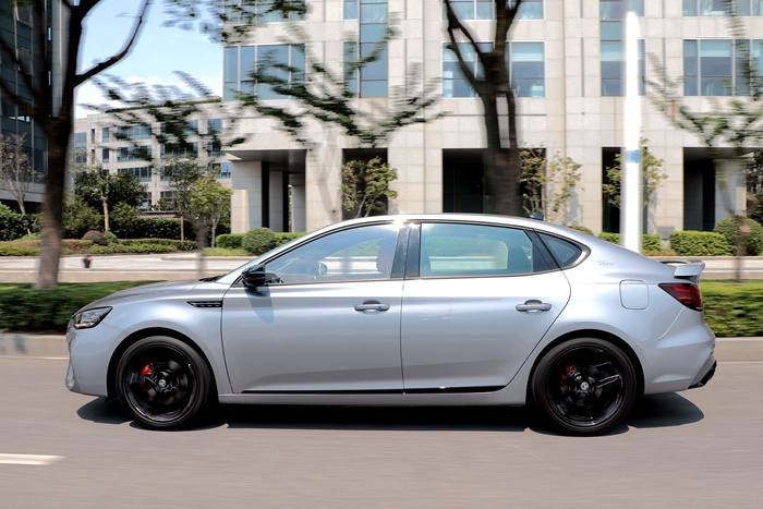 ȫ6 PHEVϸڵƣٴ󵨵