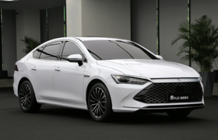 插混新王登基!比亚迪秦PLUS DM-i 10.58万元起售