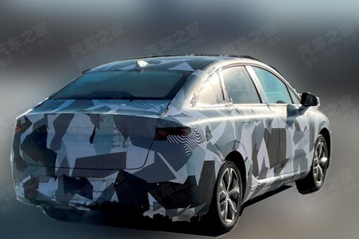 小号小鹏p7小鹏全新轿车谍照曝光定位更亲民