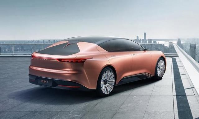 恒大第一款车即将来袭 扬言卖50万对标奔驰