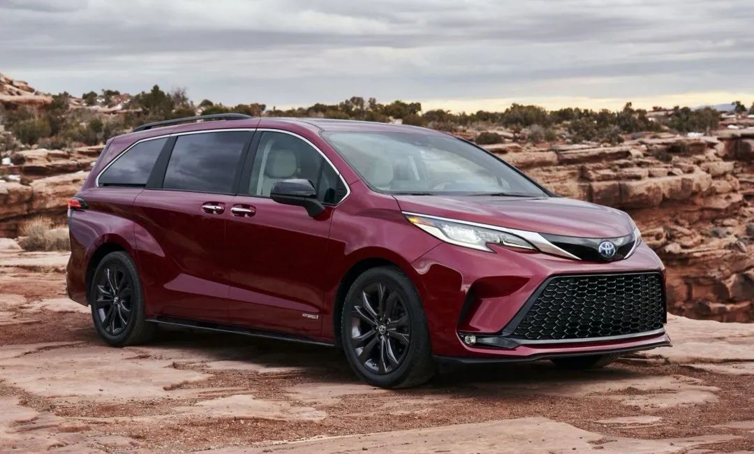 客官,您点的丰田sienna来了