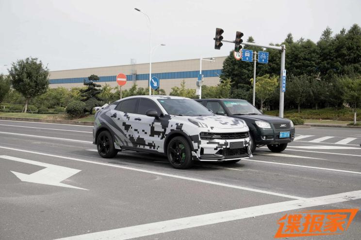 265马力领克05+路试谍照曝光,外观更具战斗气息