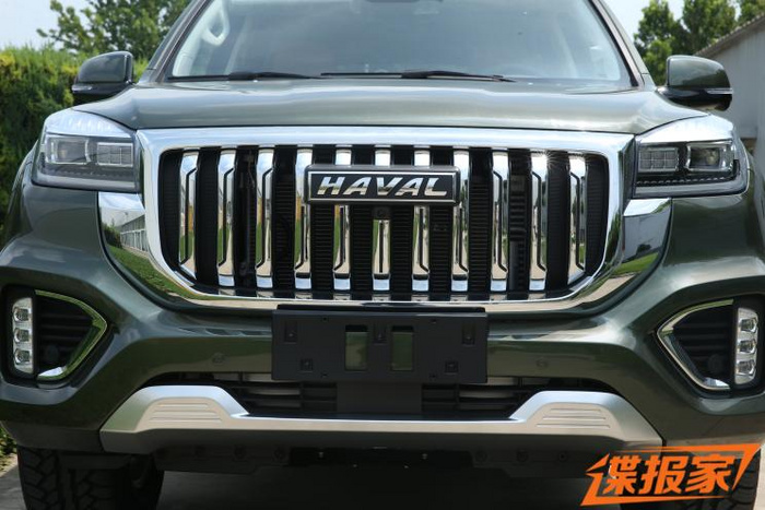 更换直瀑式中网新款哈弗h9实车谍照曝光