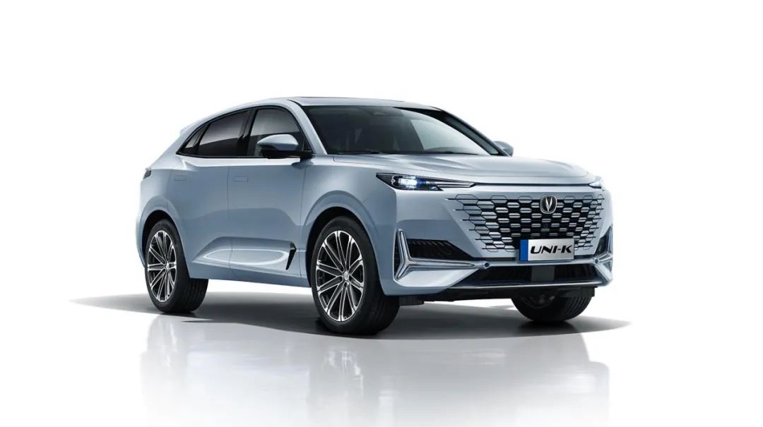 虚拟生命V-life火了，小安带你解锁综艺《2060》