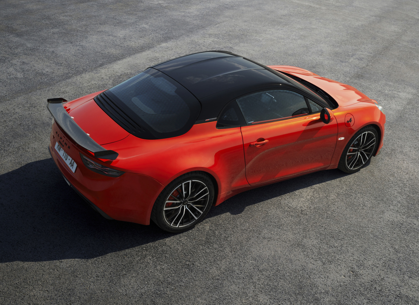 阿尔派造车了？这是法系新品Alpine A110！