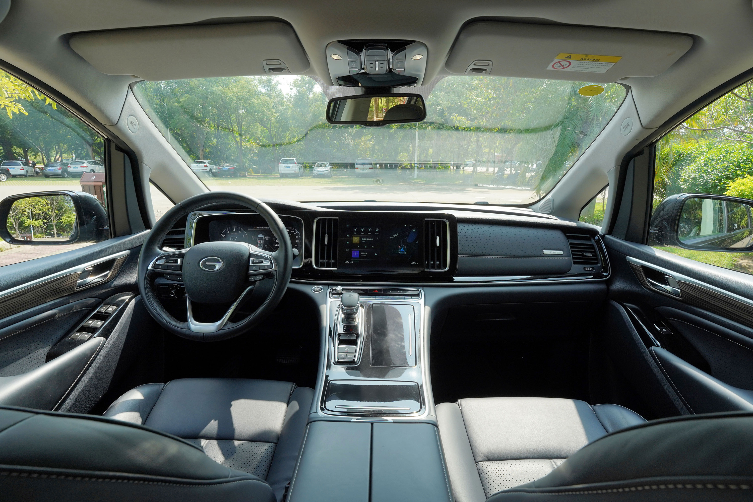 深度体验传祺M8大师系列：气场不输加价神车，中排一躺就想睡觉