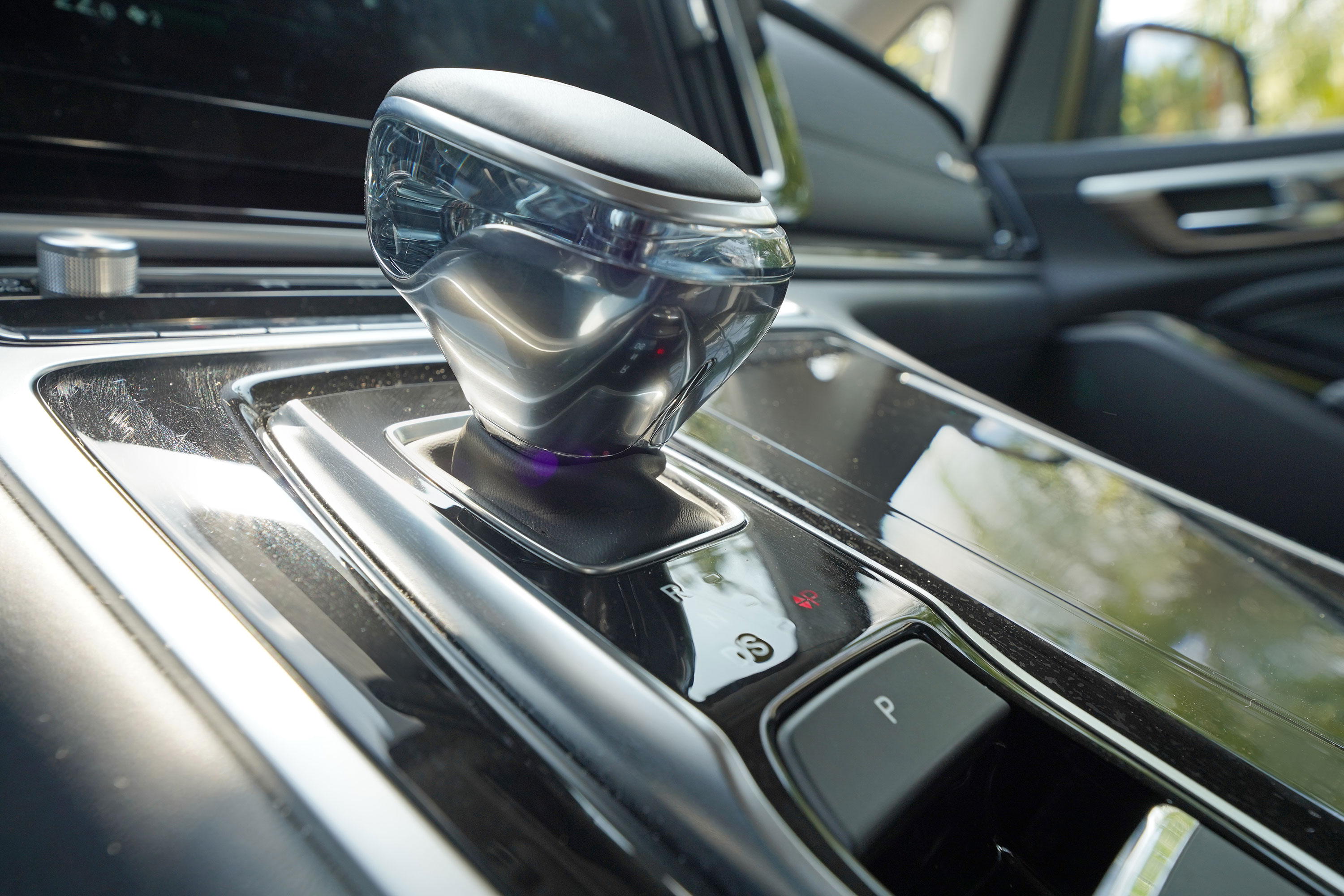 深度体验传祺M8大师系列：气场不输加价神车，中排一躺就想睡觉