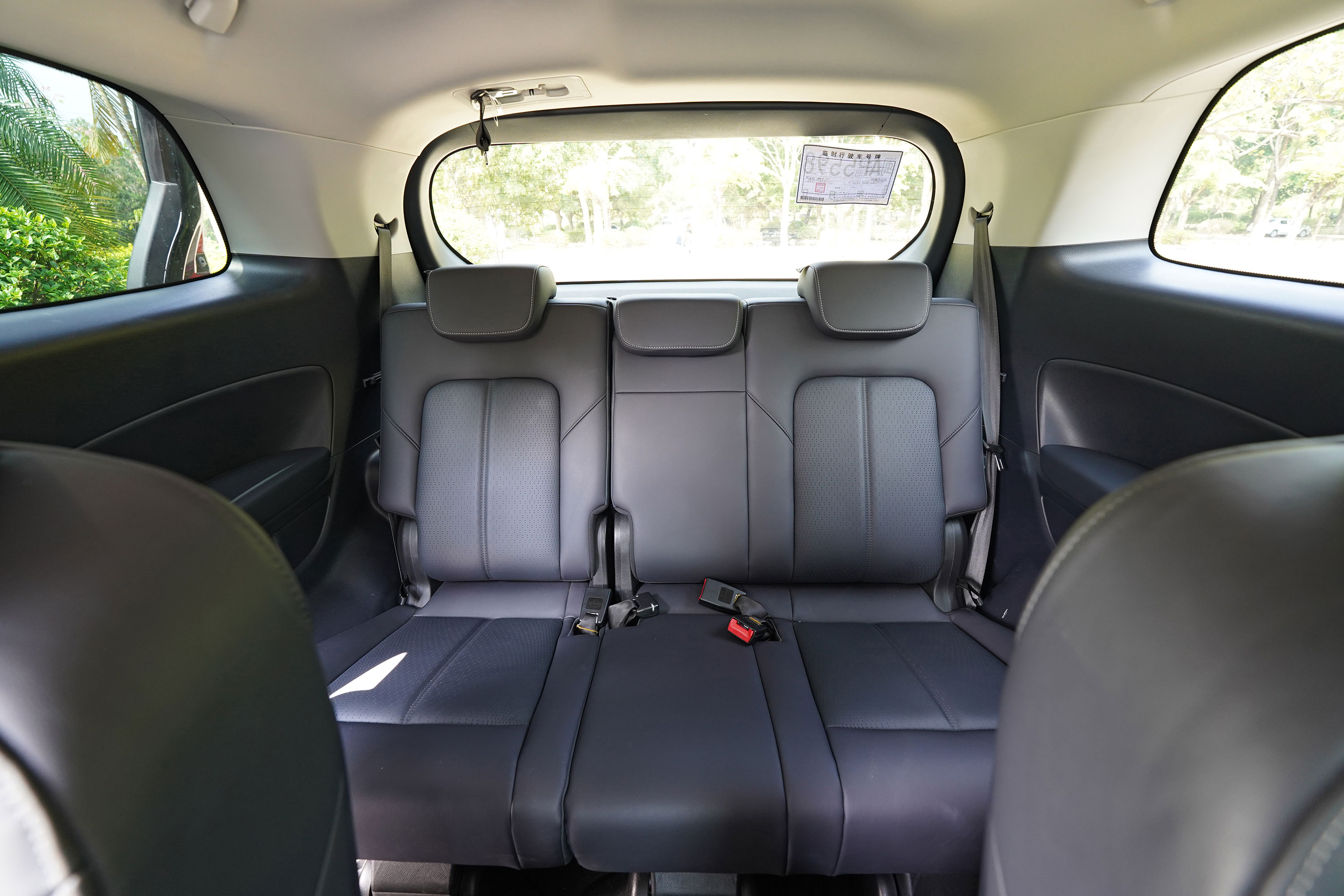 深度体验传祺M8大师系列：气场不输加价神车，中排一躺就想睡觉