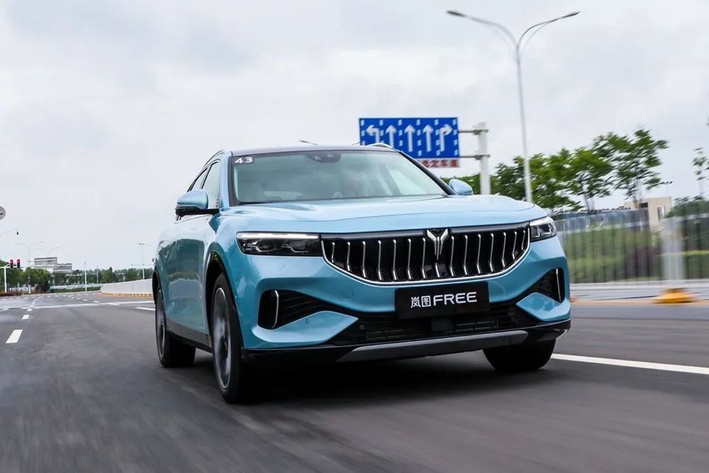 岚图FREE，凭什么叫TA是30万豪华SUV“搅局者”？