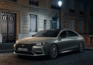 以豪华之名在B级市场抗争？新款DS 9上市售25.49万起