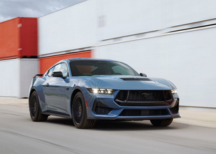 V8手动挡+后驱,自带大尾翼!全新一代福特Mustang首发