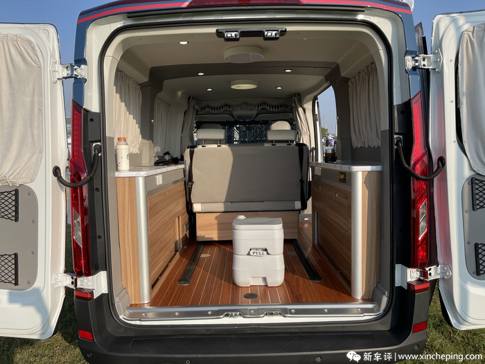 16.48万元起，上汽大通EV80 PLUS/V90露营版上市