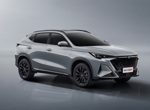 30英寸三联屏,9.99万起!长安欧尚X5 PLUS开启预售