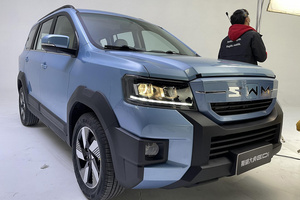 大空间七座，10万元增程式SUV，斯威大虎EDi发布