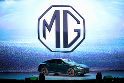 冲击细分市场前3，全新黑标首款车MG7上市，名爵品牌焕新