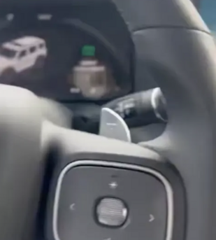 全新内饰设计，增加2.4T柴油动力！新款坦克300实车曝光