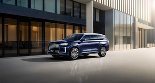 20万的中大型插混SUV,卷起来了?