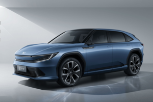 未来或加推两款新车！650km续航，广汽本田P7正式下线 