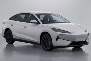 比亚迪E7最新预告，续航最高520公里，定位中型纯电轿车