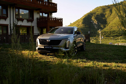 增新车型+1.5万限时优惠，凯迪拉克XT5仅售22.99万起