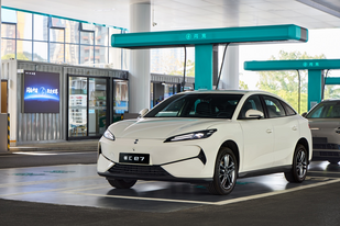 10万级闪充！比亚迪旗下电动轿车仅售9.58万起